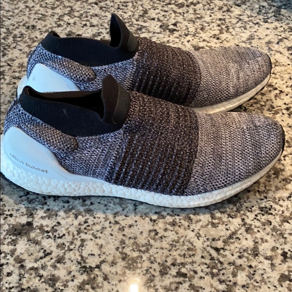 Adidas ultra boost laceless size 10.5